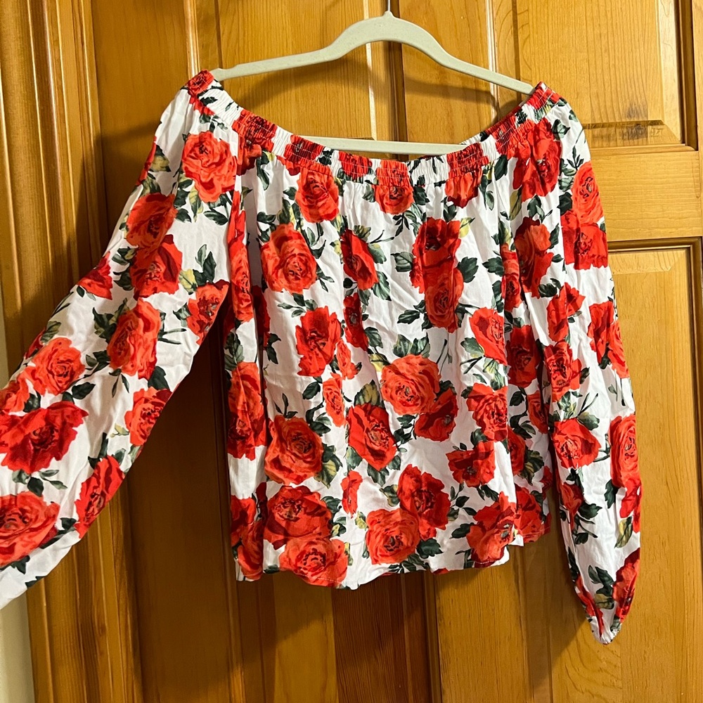 Forever 21 M off shoulder top